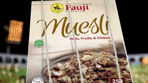 cereals muesli fruit nuts
